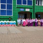 ПРАЗДНИЧНЫЙ КОНЦЕРТ “ЦВЕТИ И ПОЙ МОЯ РОССИЯ!.