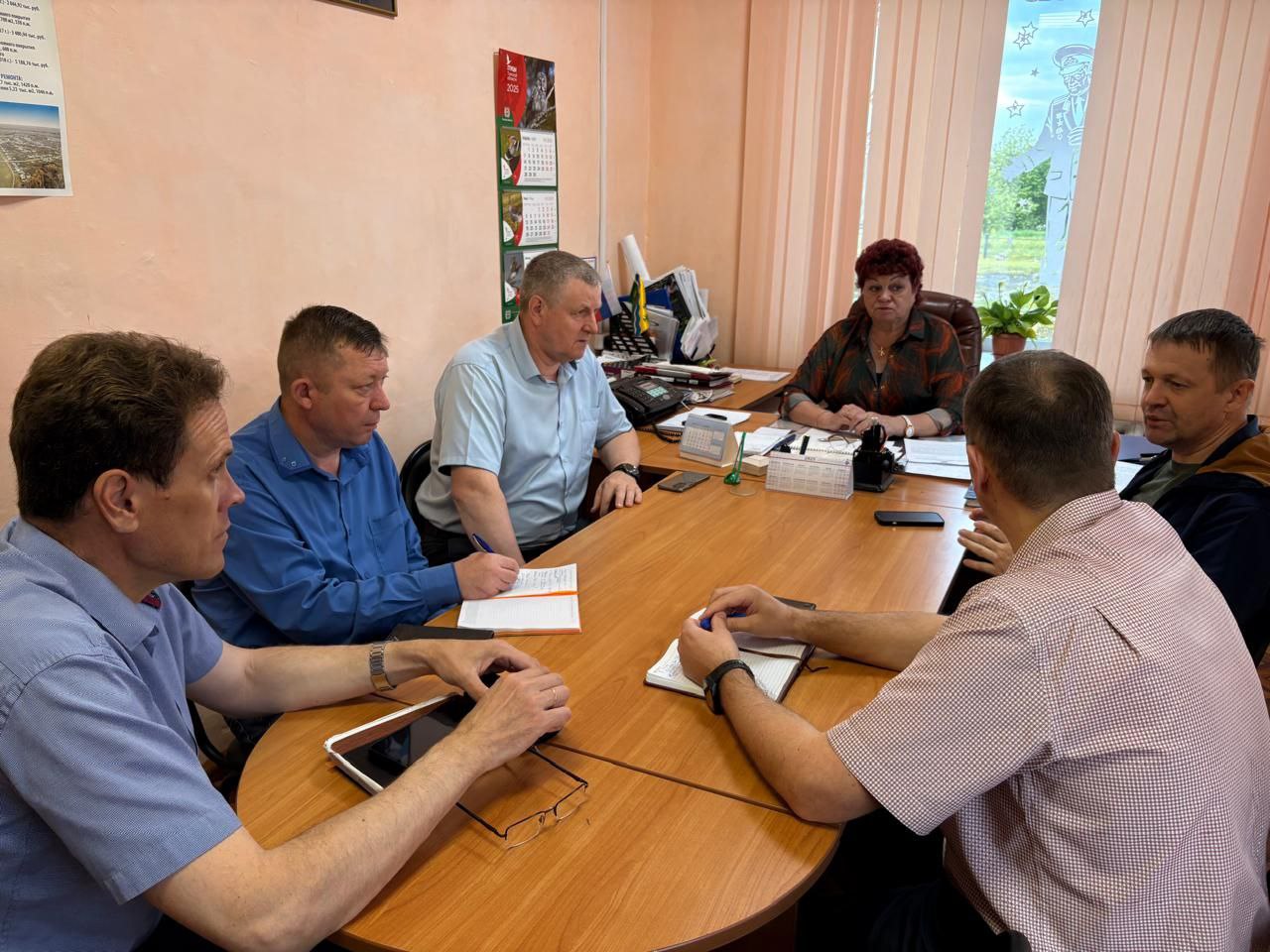Первое рабочее совещание с подрядной организацией по строительству жилых домов в селе Володино.