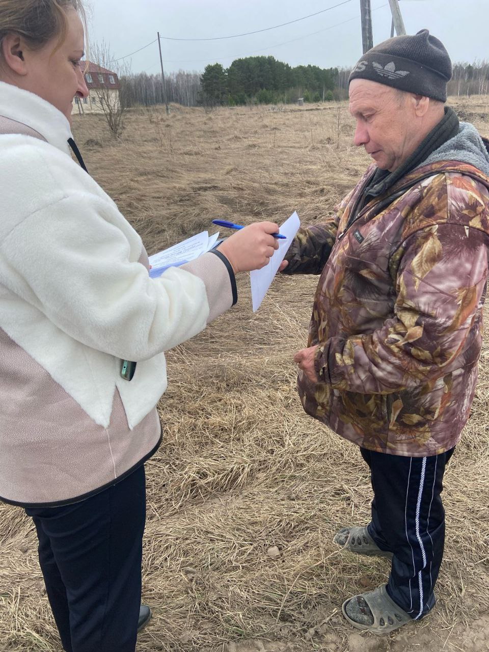 Комиссия по благоустройству проводит рейды по соблюдению правил благоустройства.