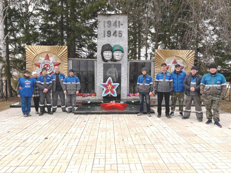 "Всероссийский субботник" прошел на территории Володинского сельского поселения. "Всероссийский субботник" прошел на территории Володинского сельского поселения.